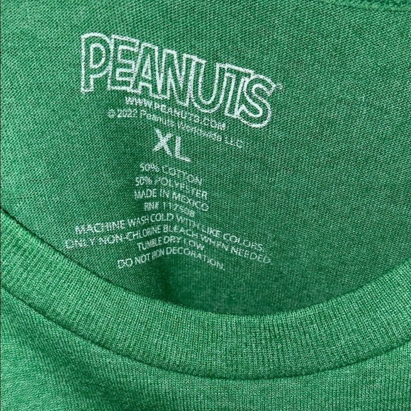 Snoopy Chillin' Green T-Shirt - Picture 3 of 3